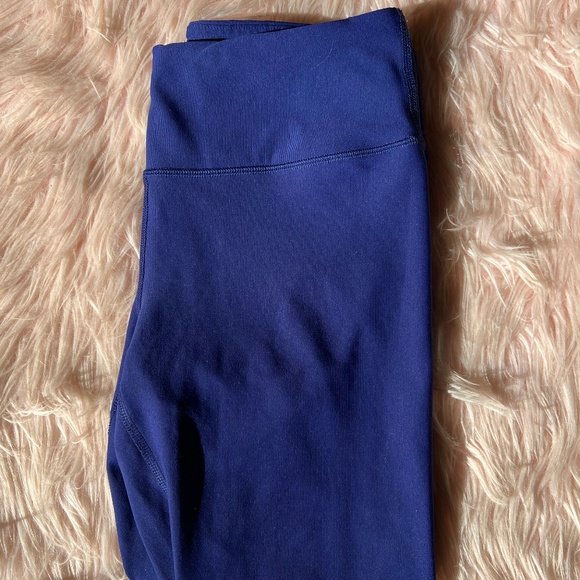 90 Degree Workout Capris with Mesh Panels - Picture 1 of 4